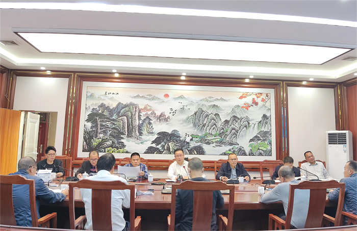 遂溪縣交通運(yùn)輸局全力落實(shí)湛江市創(chuàng)建全國文明城市風(fēng)貌品質(zhì)提升攻堅(jiān)行動(dòng)..jpg
